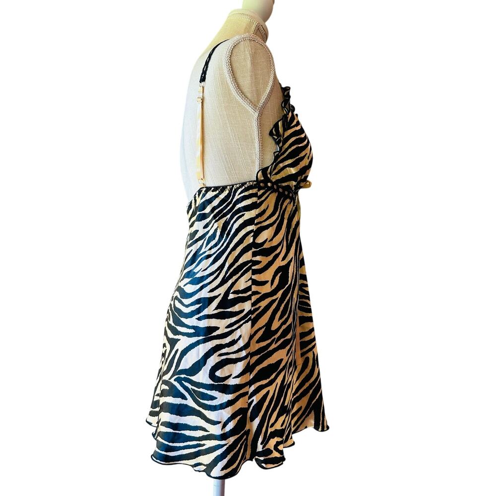 Seductive Wear Zebra Print Lingerie Set w/ Matching Robe Size M Satin Babydoll - Picture 4 of 12